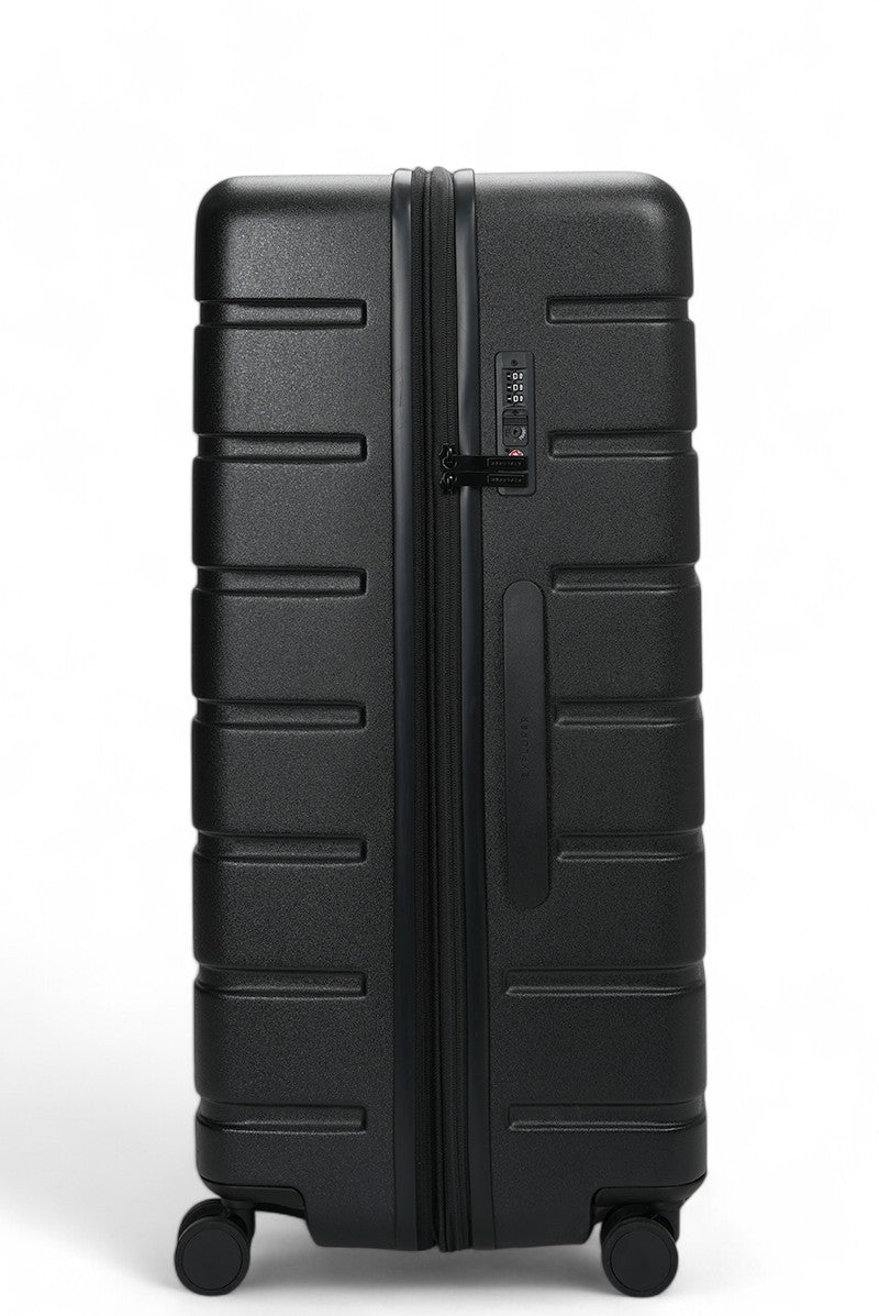 Arlo Pro Front Access Carry-On & Large Set Black