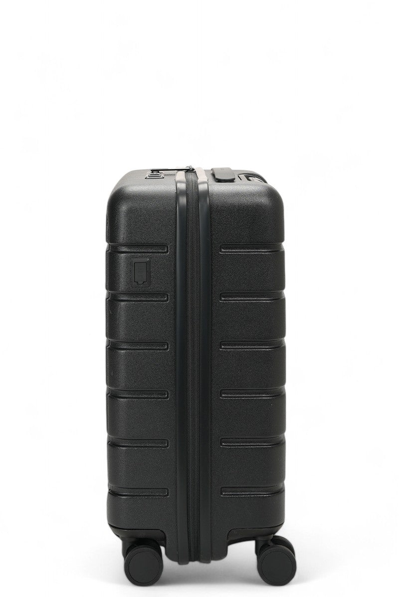 Arlo Pro Front Access Carry-On Black - Personalised