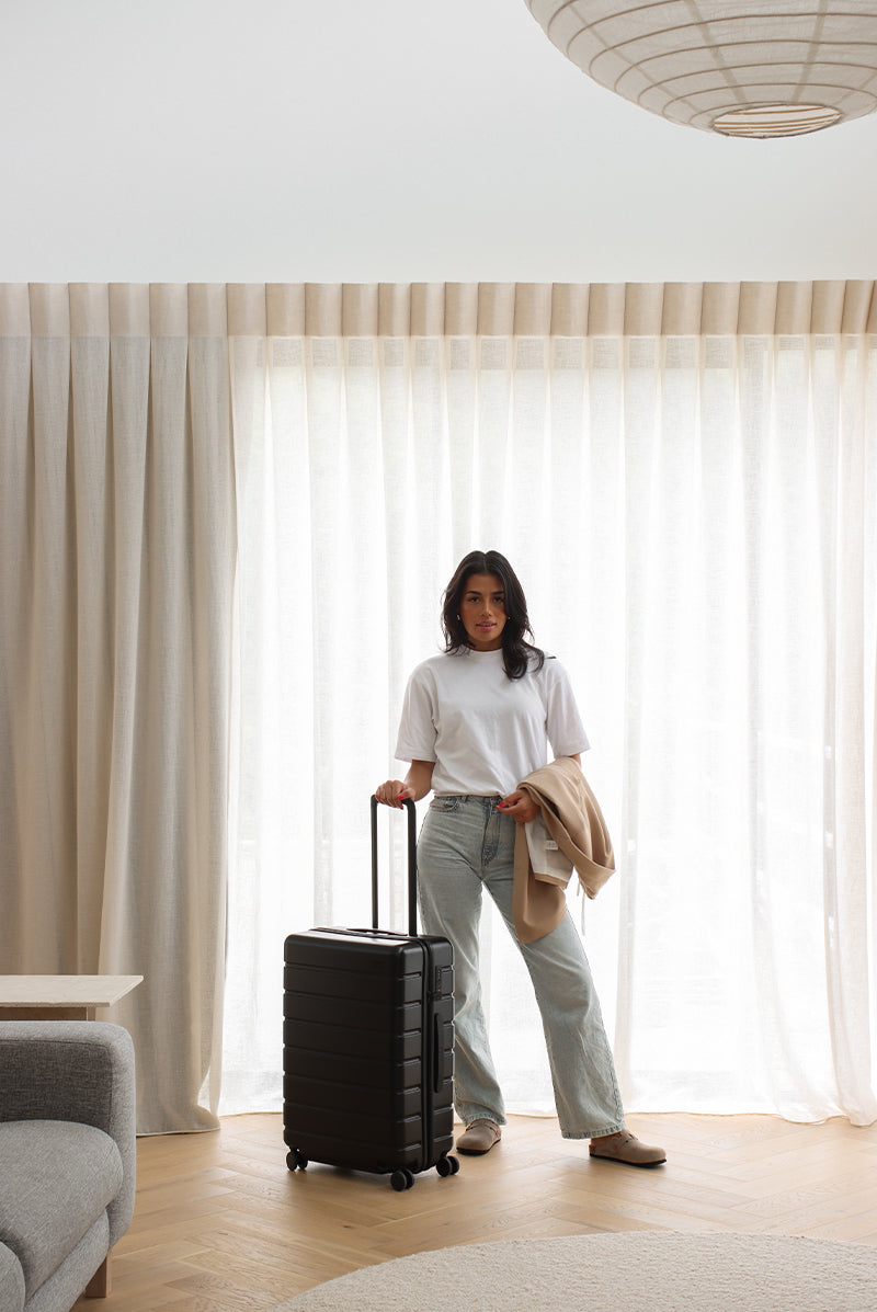 Arlo Pro Medium Checked Black